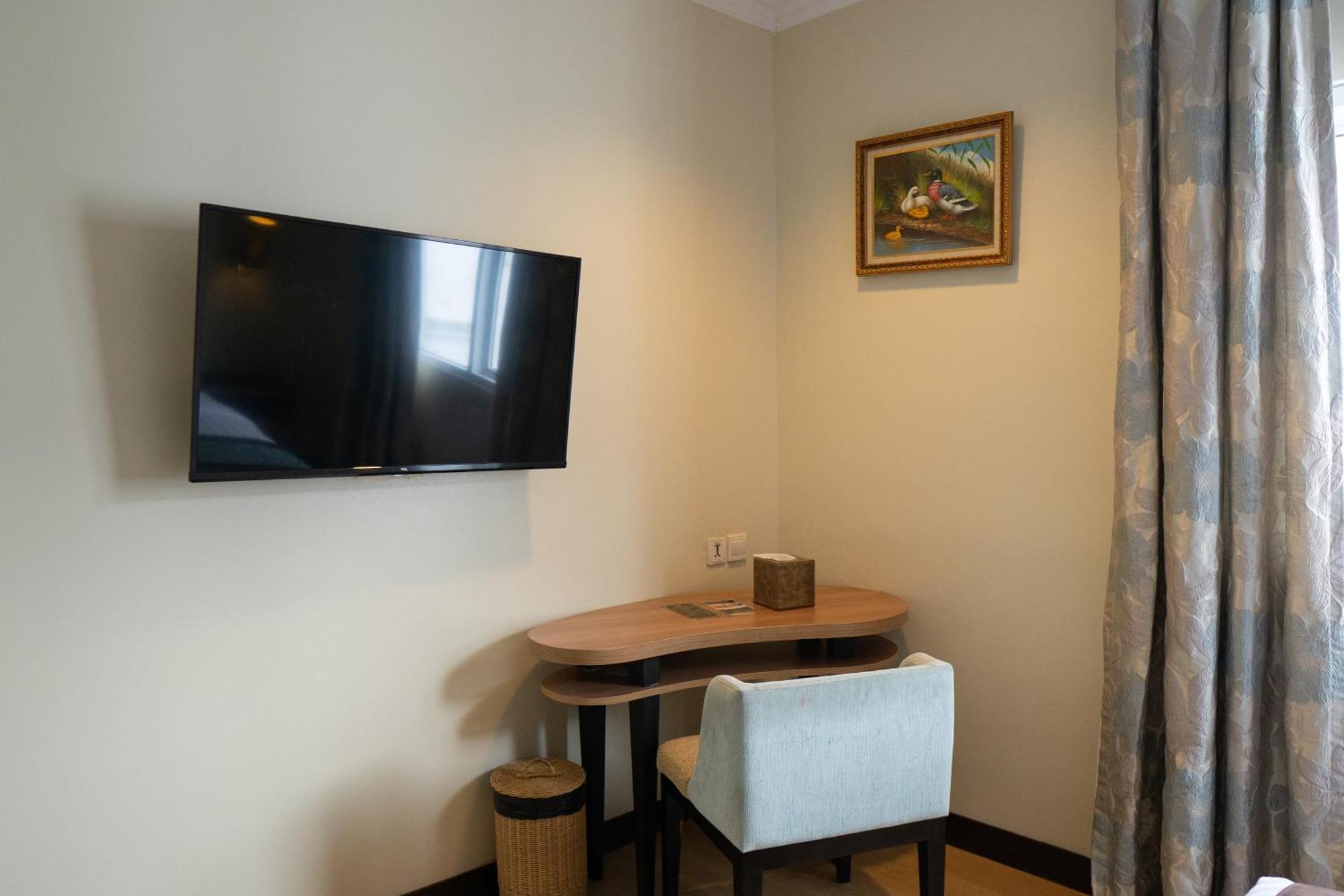 Brits Hotel Pangkalan Bun Exterior photo